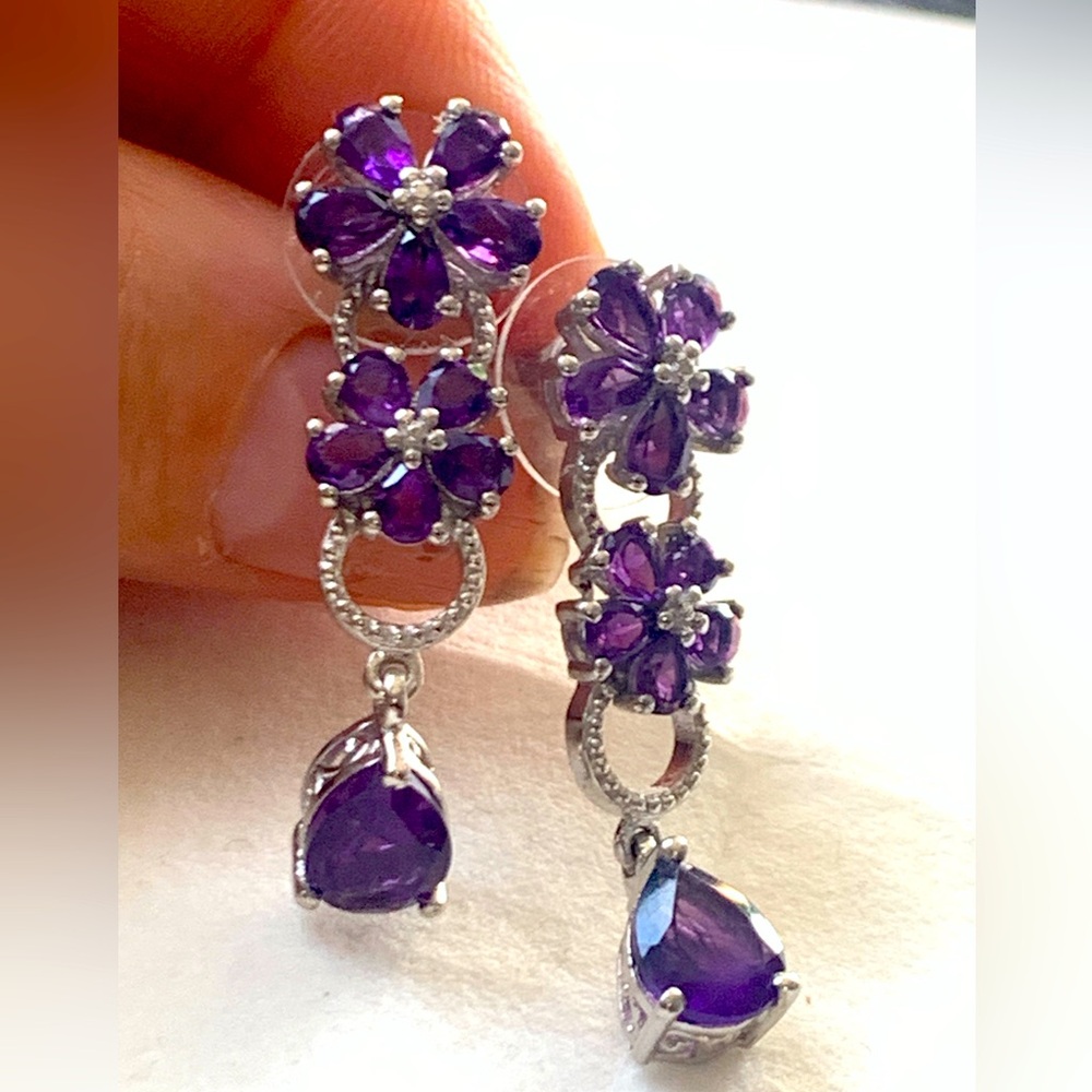 Platinum plated 925 amethyst flower earrings signed